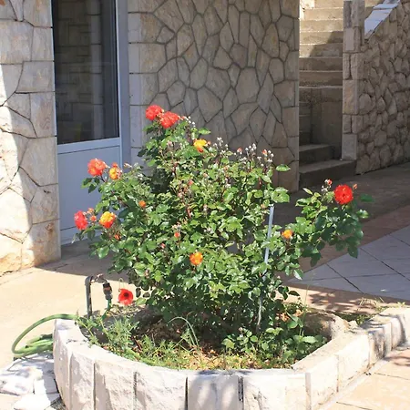 Sveta Nedilja 8792a Apartamento